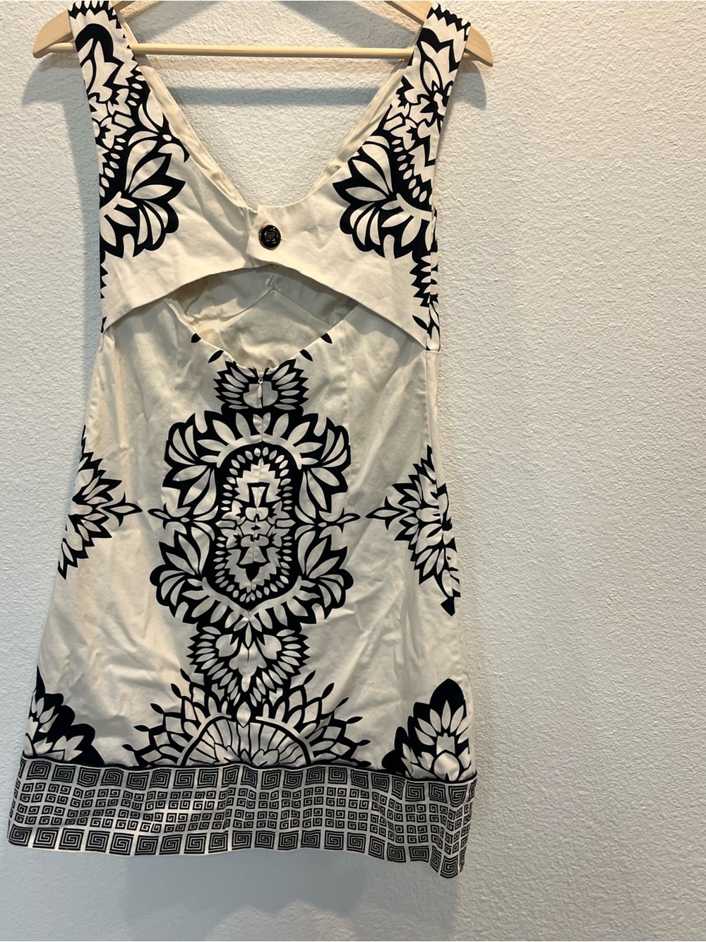 Hale Bob Black & White V-Neck Embroidered Mini Dress - Picture 5 of 11